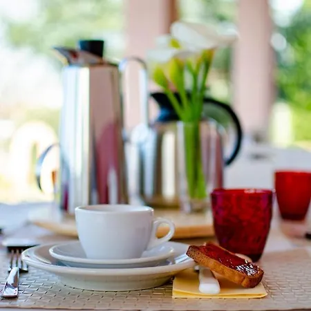 Teresa Costa Degli Dei Frühstückspension 3*