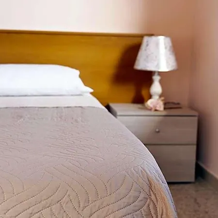 Teresa Costa Degli Dei Bed & Breakfast Pannaconi