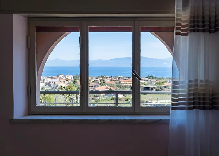 Teresa Vibo Valentia Tropea 3*