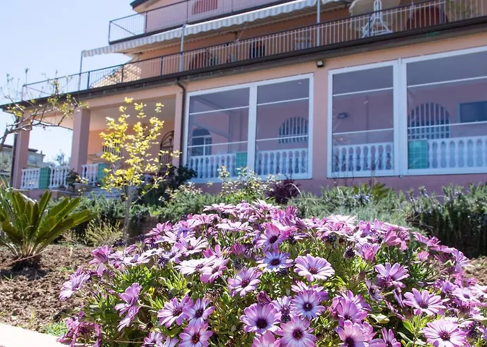 Teresa Vibo Valentia Tropea 3*